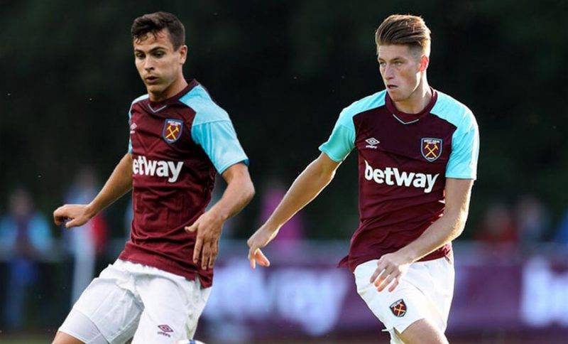 記者點評上半場：費南多在申花戰術中的存在感不顯著，特謝拉停賽影響明顯.